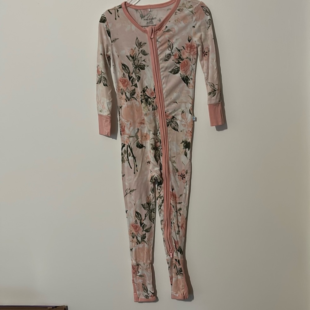 Set of 2 Posh Peanut Convertible Pajamas 18-24 months
